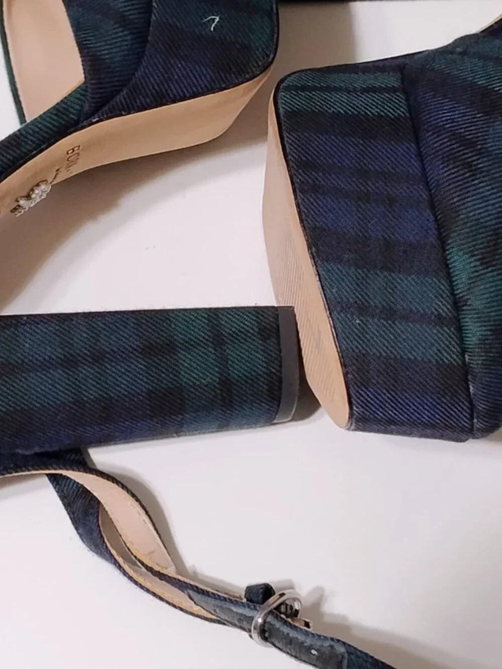 Antonio Melani Born on Fifth Liv Tartan Plaid Closed Toe Platform size 7M New